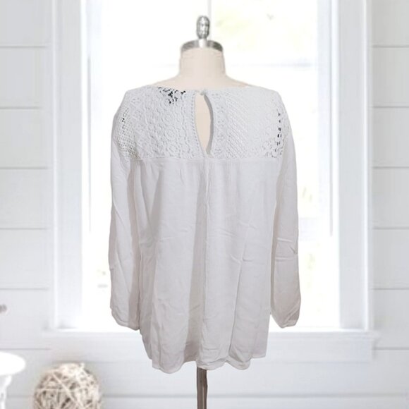 Sweetheart Boho Long Sleeve lace Top - Picture 13 of 15